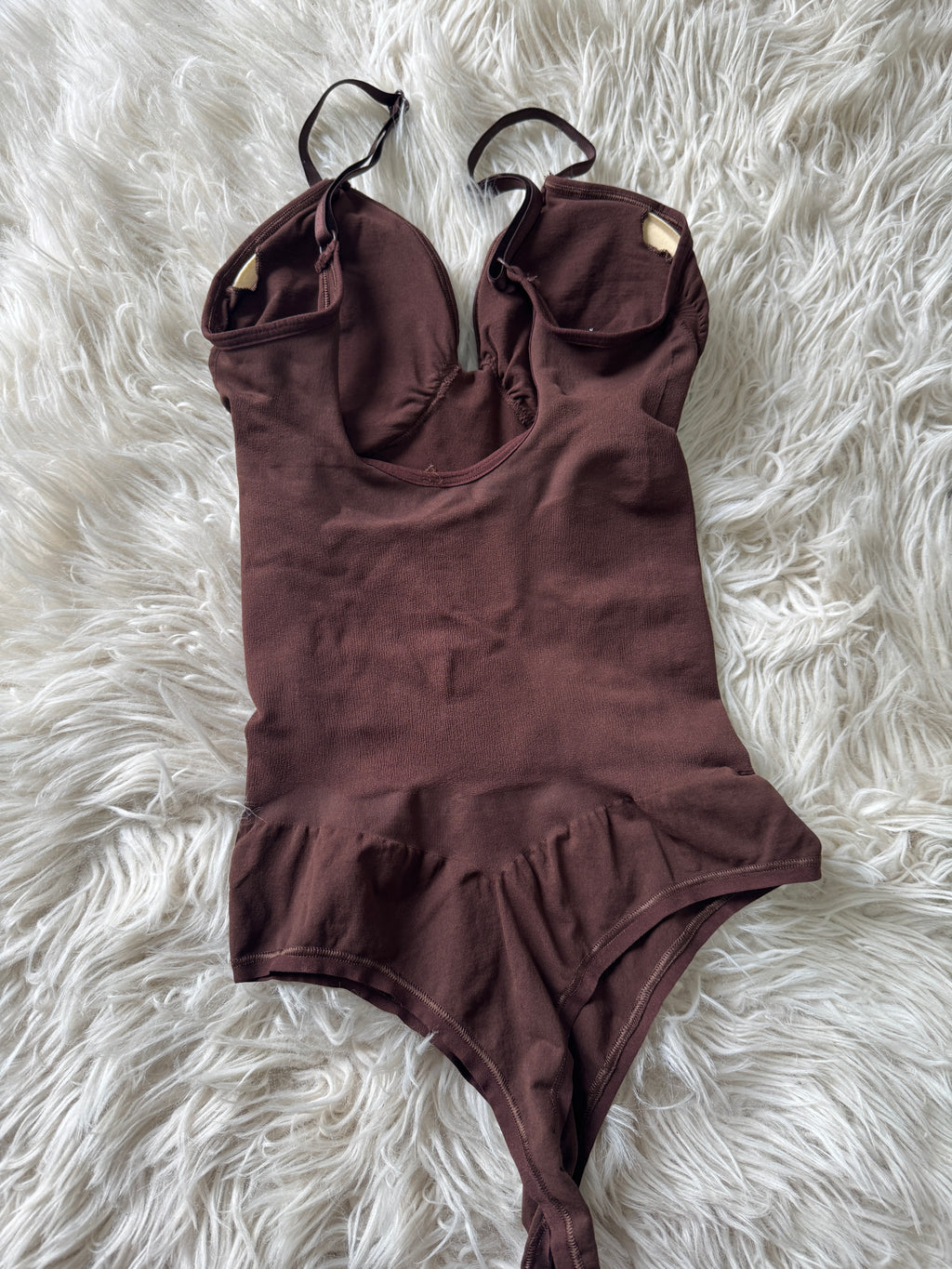 Kahve Tanga Kesim Ayarlanabilir Askılı Korse Body – Bel & Karın Toparlayıcı, İz Yapmaz