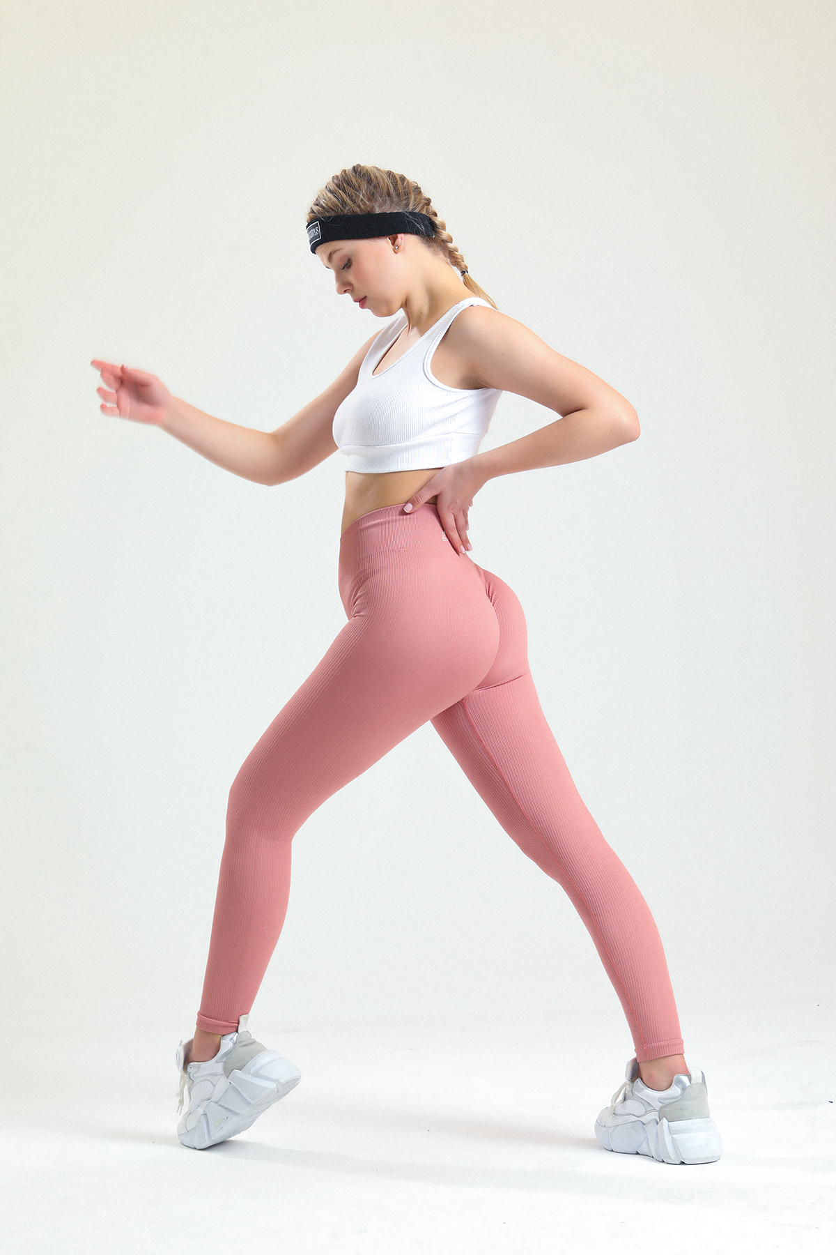 Zambak Serisi Pembe Esnek Yumuşak Fitilli Kalçası Büzgülü Push Up Spor Tayt