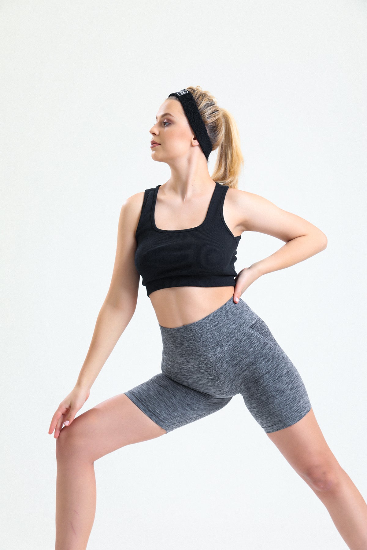 Gri Melanj Biker Boy Büzgülü Toparlayıcı Spor Fitness Yoga Kadın Şort