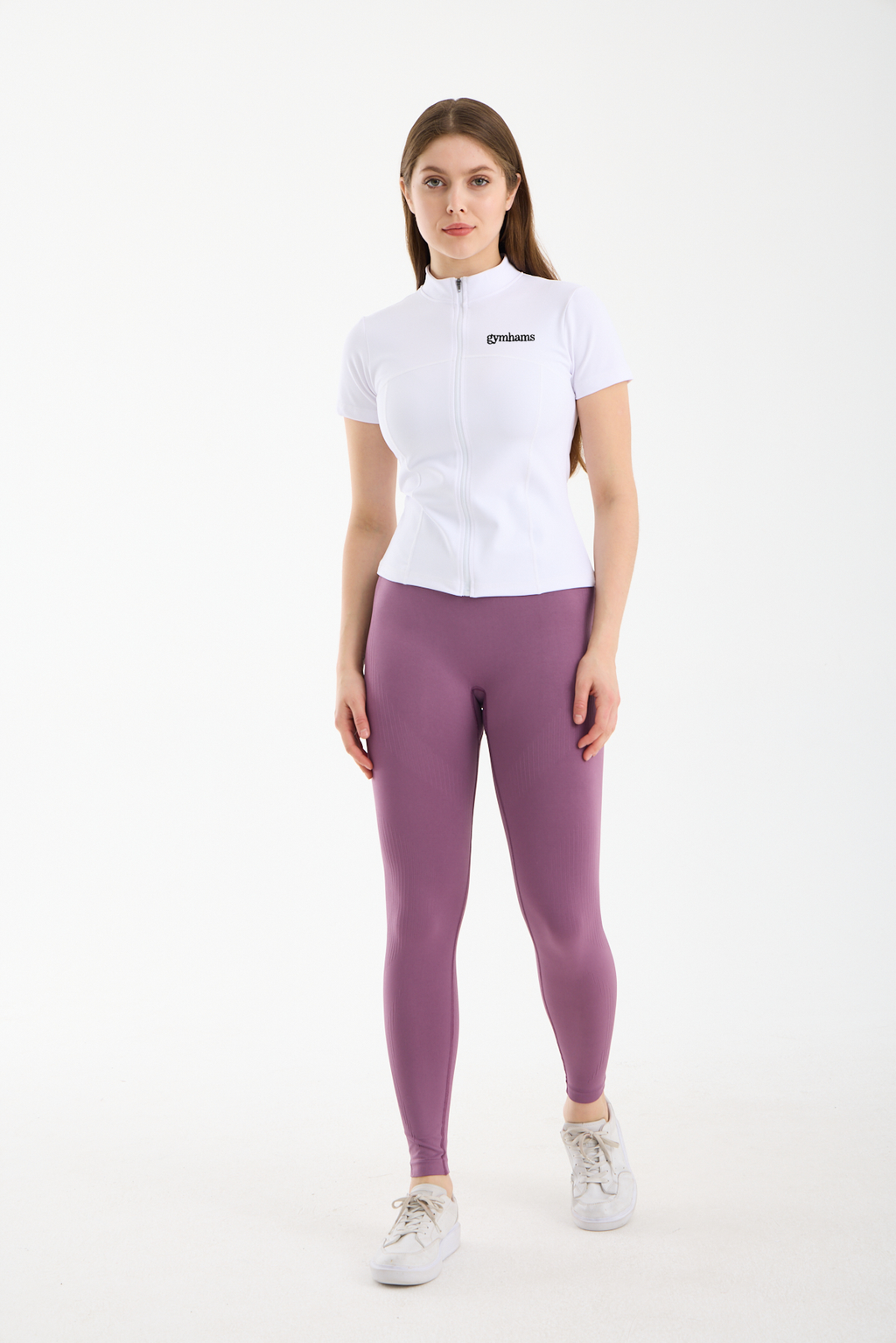 Beyaz Kadın Premium Spor Ceket – Kısa Kollu, Fermuarlı, Yoga Pilates Fitness Koşu Antrenman Üstü
