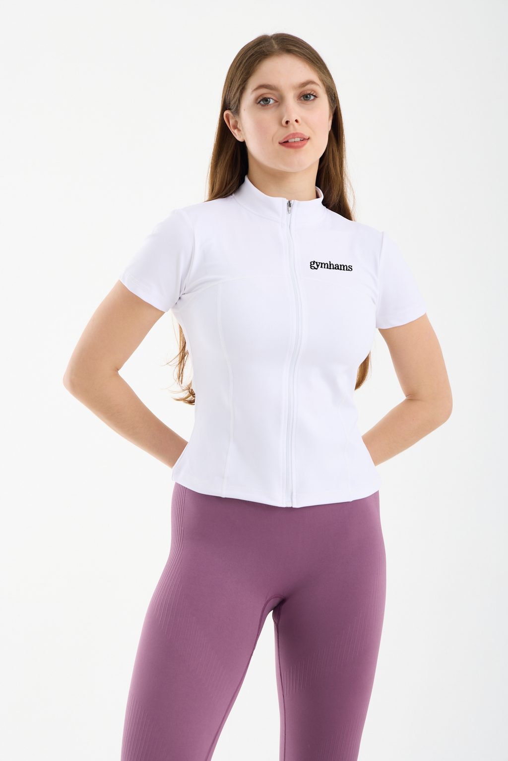 Beyaz Kadın Premium Spor Ceket – Kısa Kollu, Fermuarlı, Yoga Pilates Fitness Koşu Antrenman Üstü