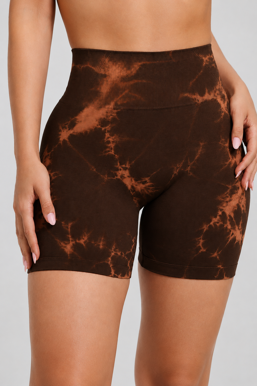 Kahve Batik Marble Shorts Kalça Büzgülü BİKER Şort – Push-up Toparlayıcı & Şekillendirici