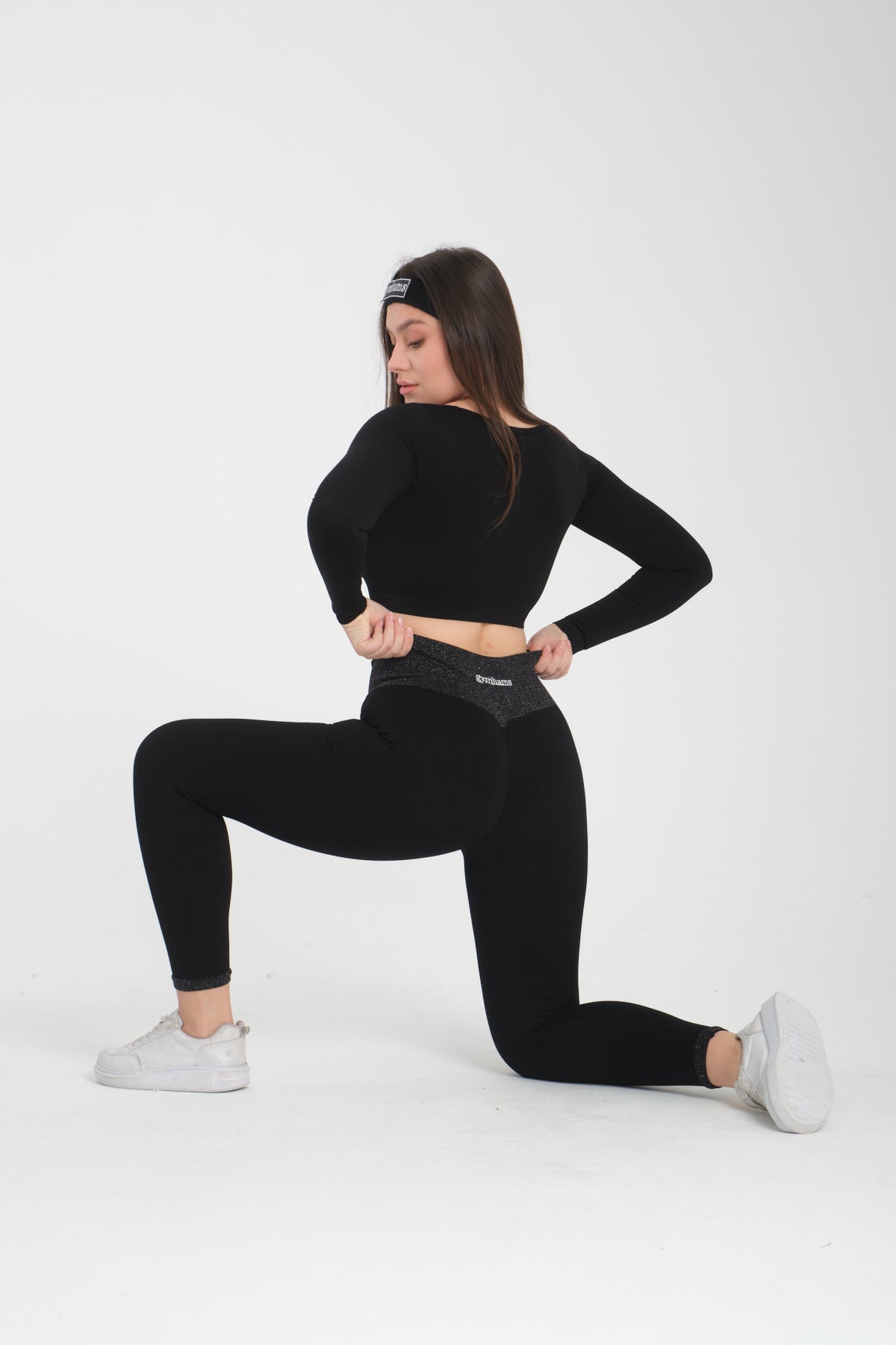 Simli Kemer Detaytlı Siyah Kalçası Büzgülü Kalça Şekillendirici Push Up Kadın Spor Tayt