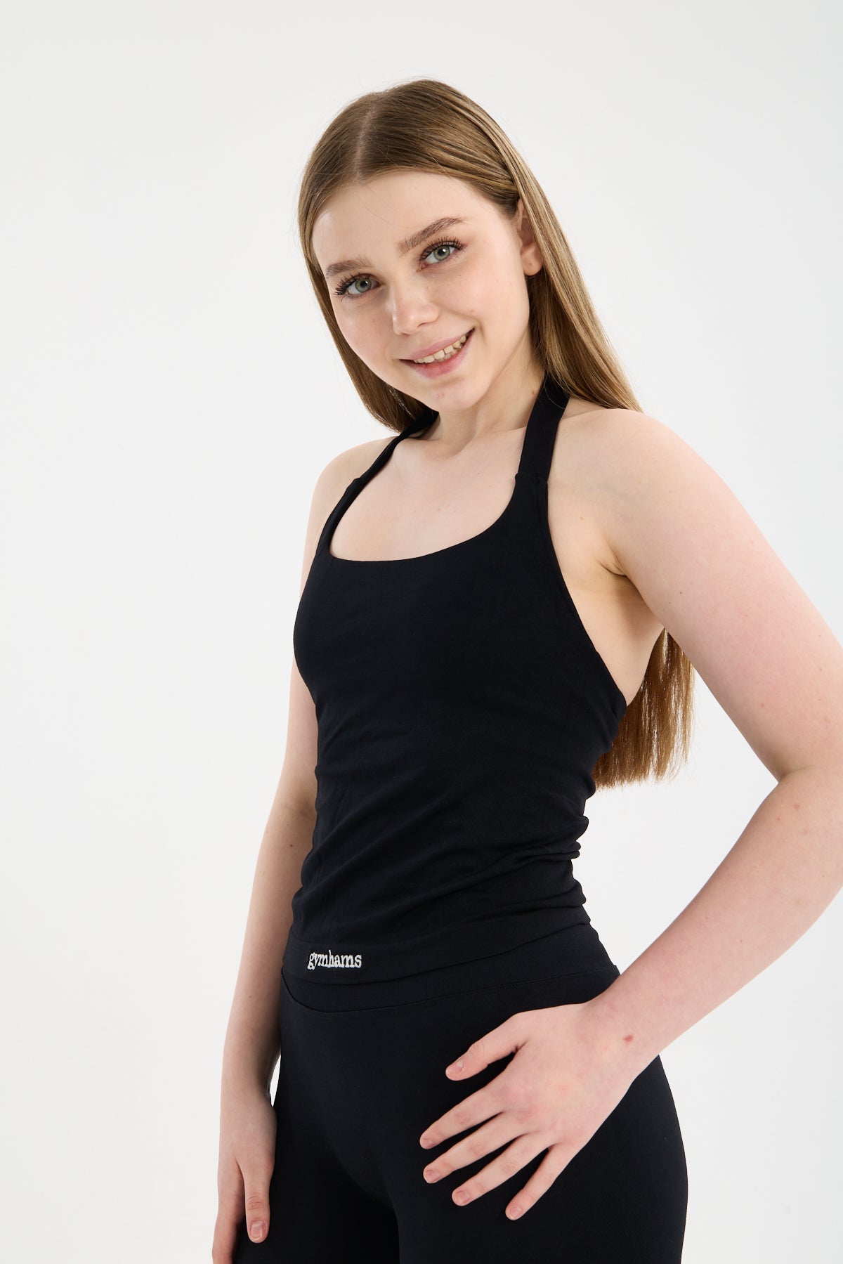 Cloud Siyah Halter Yaka Sırt Detaylı Seamless Crop Atlet - Yoga ve Pilates Antrenman Üstü