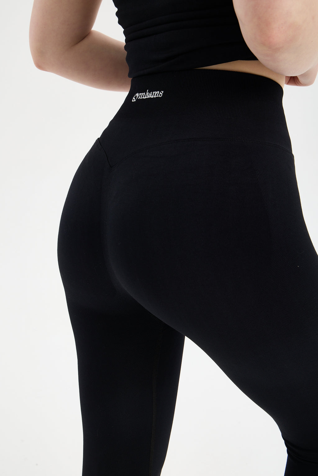 Siyah CloudSoft Arkası V Kesim Dikişsiz Spor Tayt - Belirgin Olmayan Hafif Büzgülü Fitness Taytı