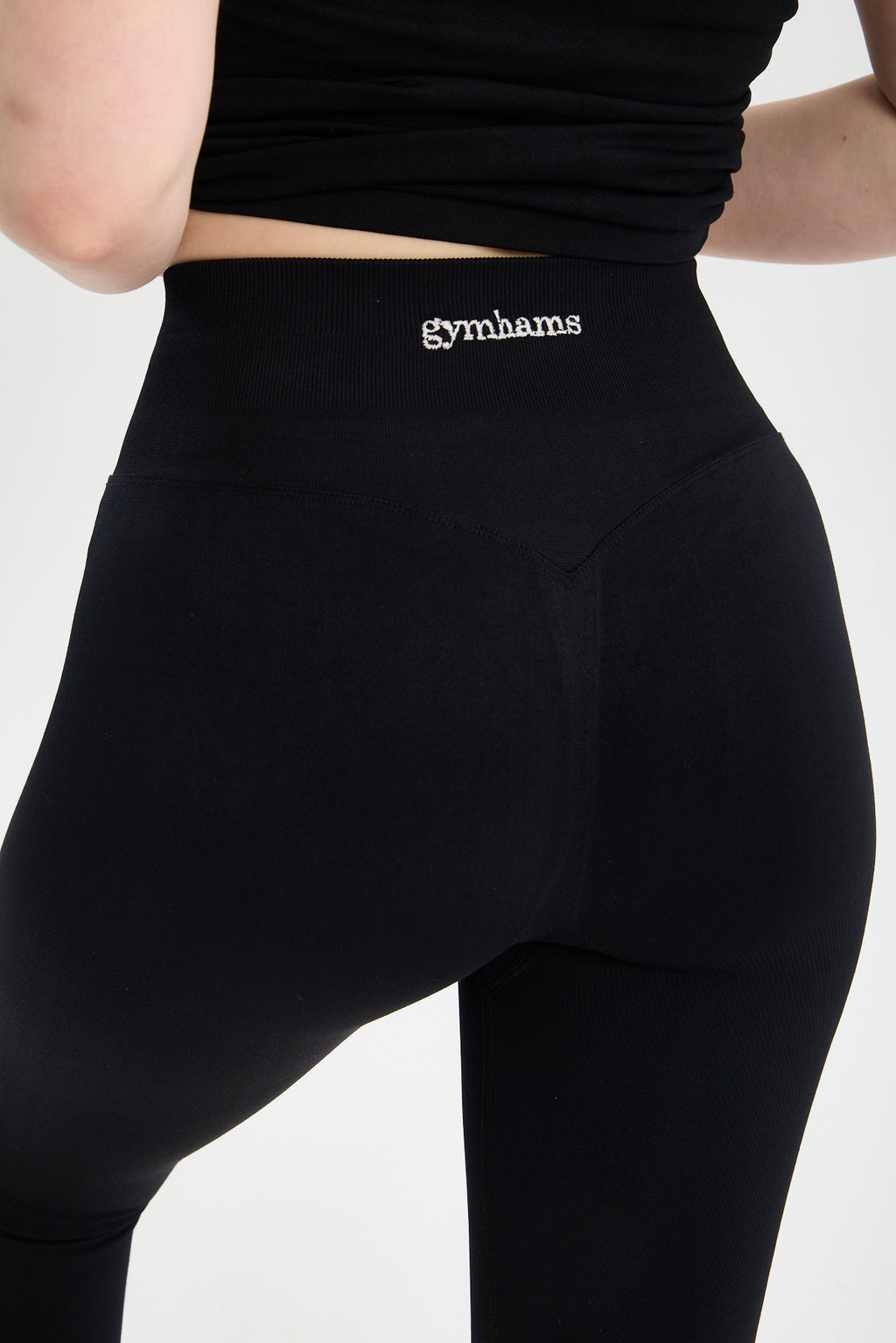 Siyah CloudSoft Arkası V Kesim Dikişsiz Spor Tayt - Belirgin Olmayan Hafif Büzgülü Fitness Taytı