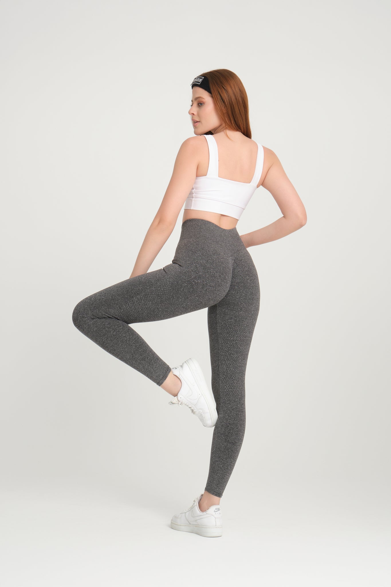 Gri Petek Desenli Kalçası Büzgülü Kalça Şekillendirici Toparlayıcı Push Up Kadın Spor Tayt