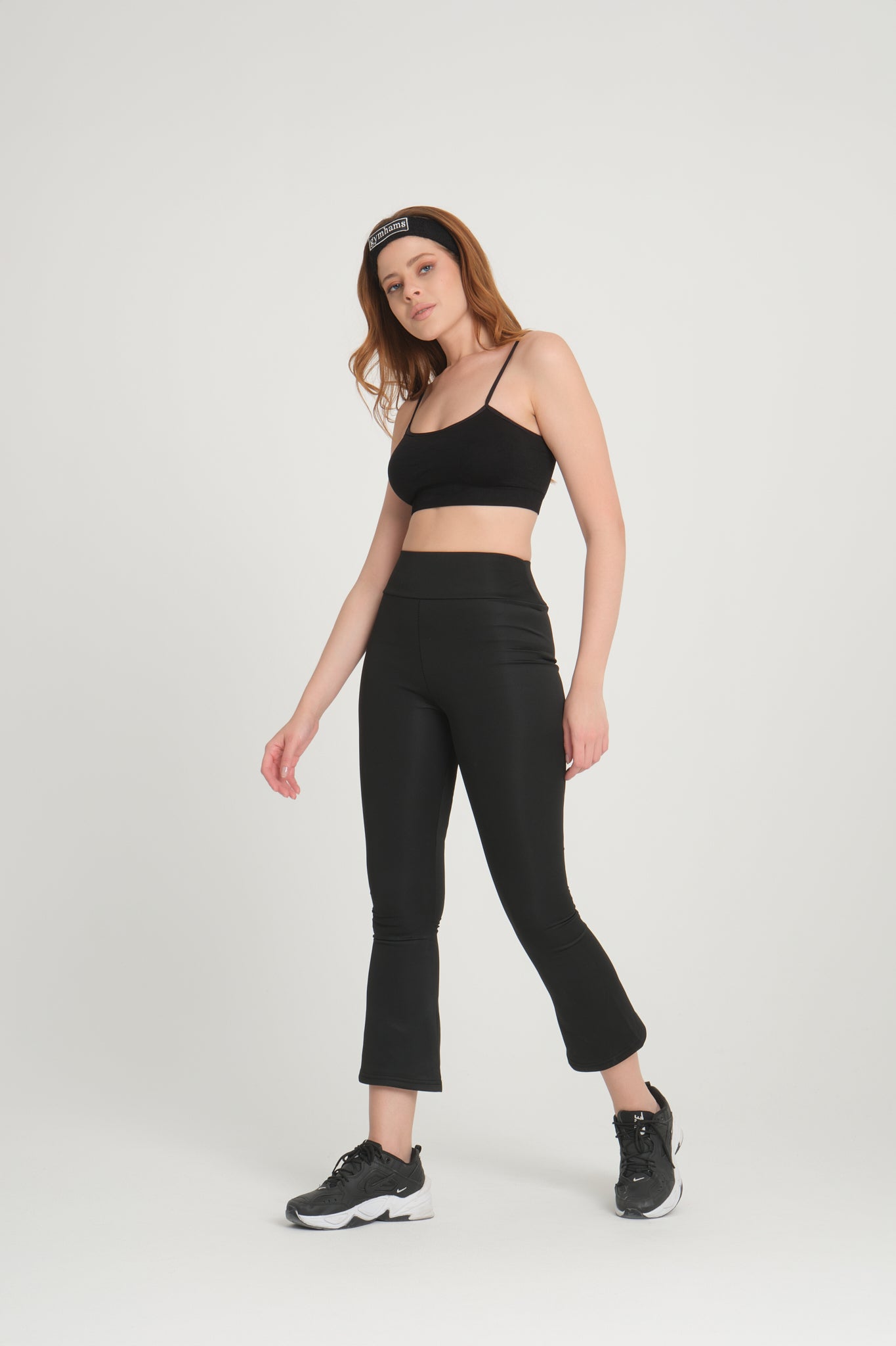 İspanyol Paça Siyah Kalçası Büzgülü Kalça Şekillendirici Toparlayıcı Push Up Kadın Spor Tayt