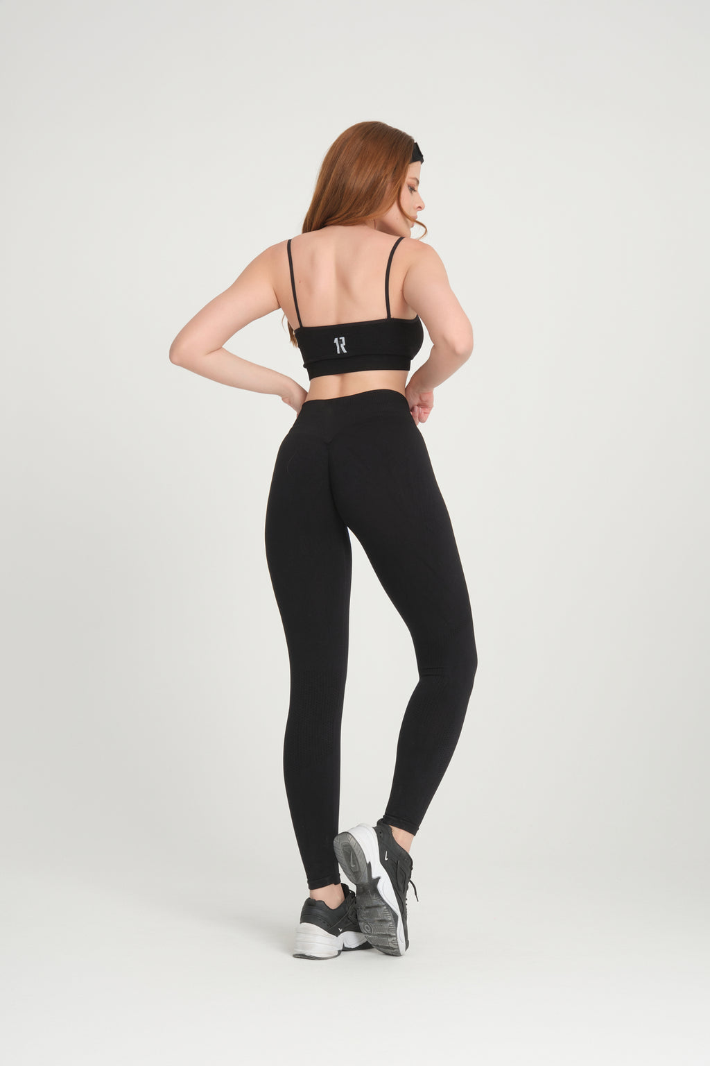 Siyah (BASKISIZ) Kalçası Büzgülü Kalça Şekillendirici Push Up Kadın Spor Tayt