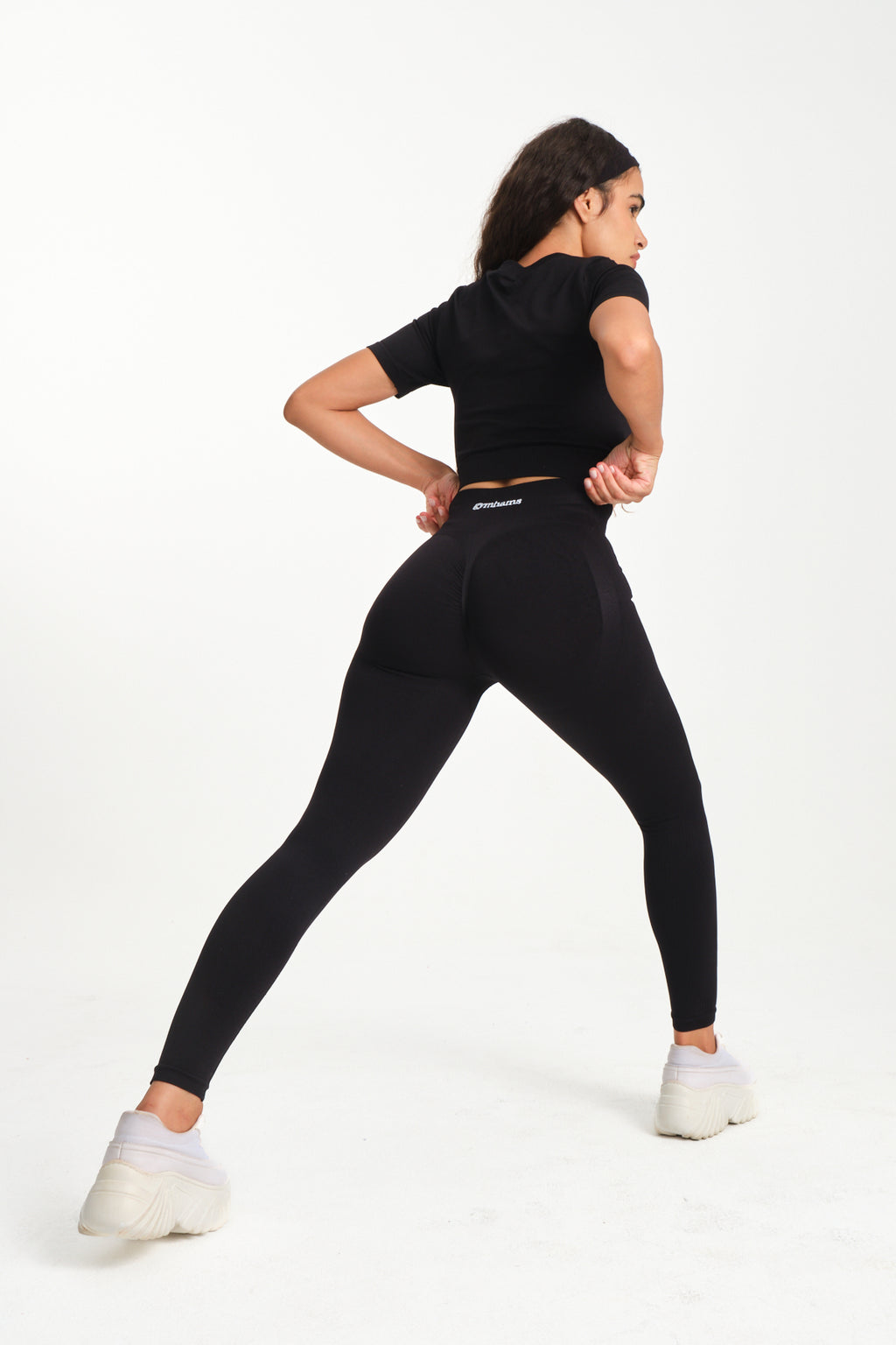 Siyah Sculpta Serisi (Yüksek Toparlayıcılık) Kalçası Büzgülü Push Up Spor Tayt