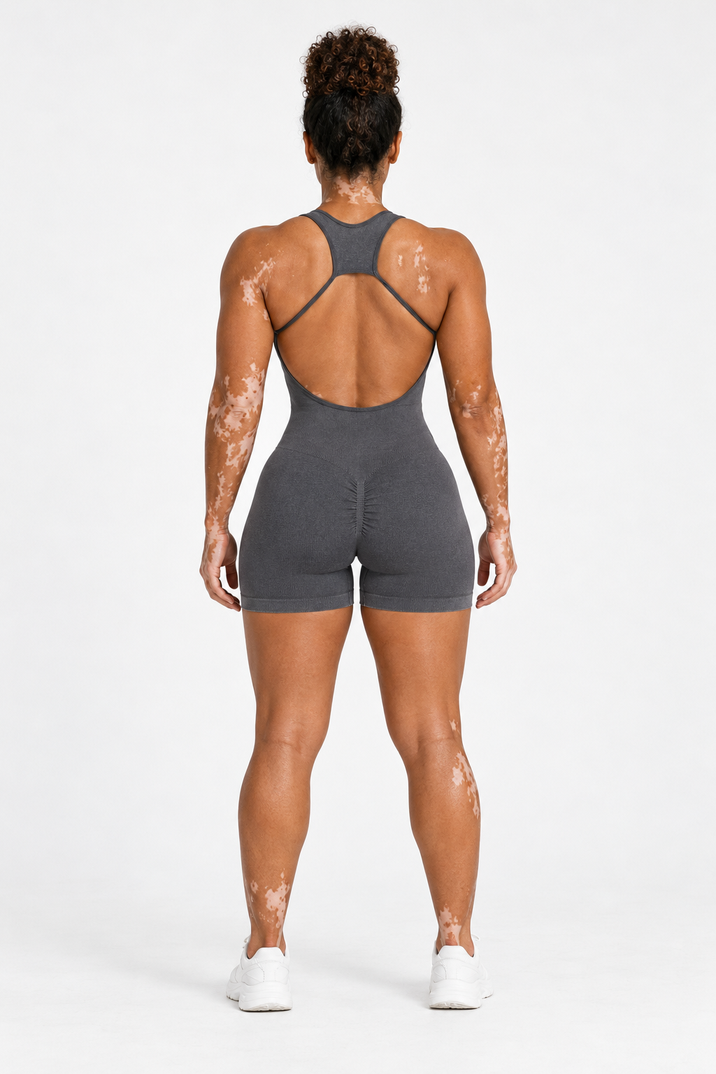 Gri Sırt Dekolteli Spor Tulum/Jumpsuit - Büzgülü & Şortlu